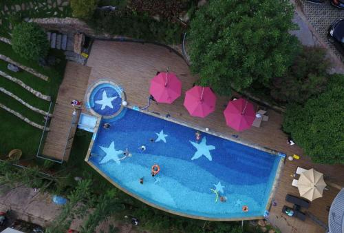 113718855 Li River Resort