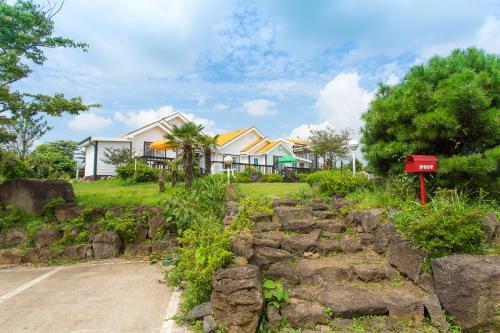 Arting Pension, Seogwipo