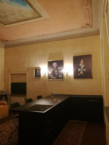 Palazzo Bargellini Panzacchi Rooms & Apartment