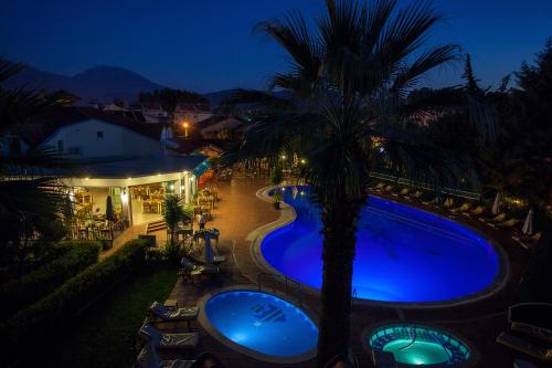 Rebin Beach Hotel - image 9