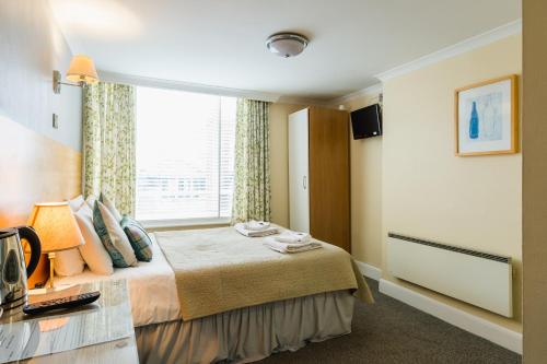 George Oxford Hotel - main image