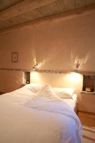 Astra Inn - main image