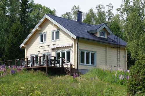 Hjortö stockstuga - Ödkarby