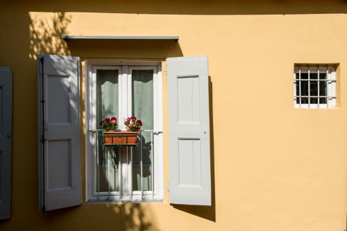 Standard Apartment image 8