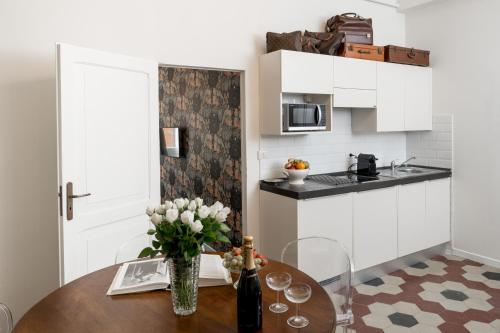 Deluxe Apartment image 10