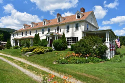 Harbour House Inn B&B