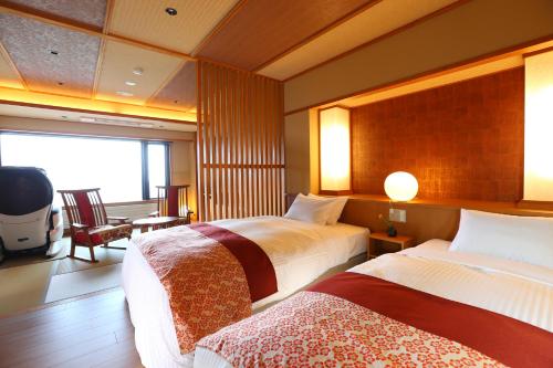 Deluxe Twin Room with Open-Air Hot Spring Bath