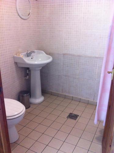Pantyrathro International Hostel - image 2