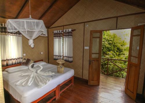 濃厚森林酒店 The Thick Forest