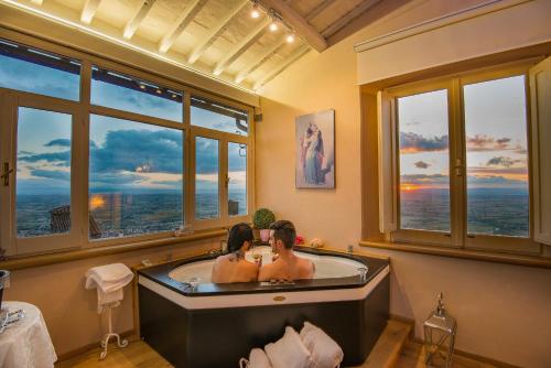 Suite with Spa Bath