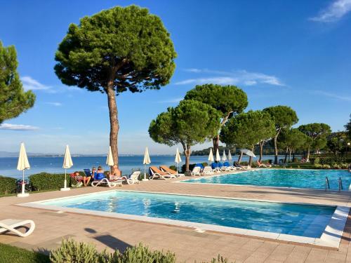 Le Corti Del Lago - Hotel - Padenghe sul Garda