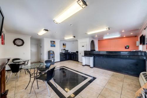 Előcsarnok, Motel 6 San Antonio, TX - Frost Bank Center near AT&T Center