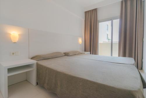 Apartamentos Embat - image 2