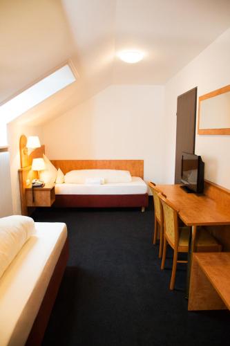 Hotel-Restaurant Föhren-Hof - image 6