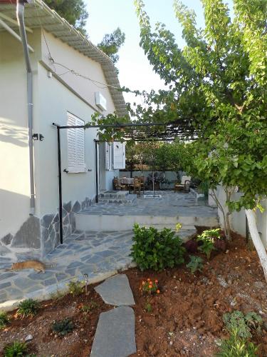  Villa Kristina - Artemida in Artemida