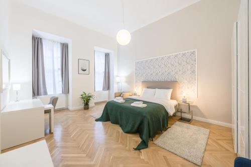 

Oasis Apartments - King Street