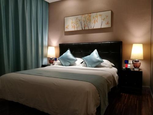 Limone Hotel