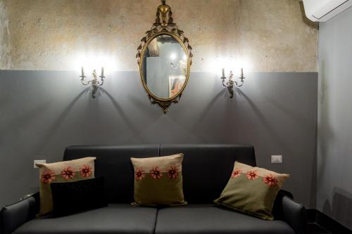 L'8 Boutique Design Apartments - image 5