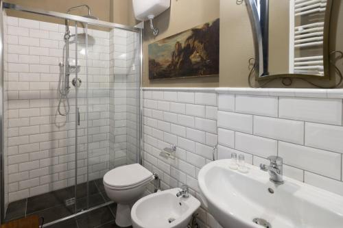 L'8 Boutique Design Apartments - image 6