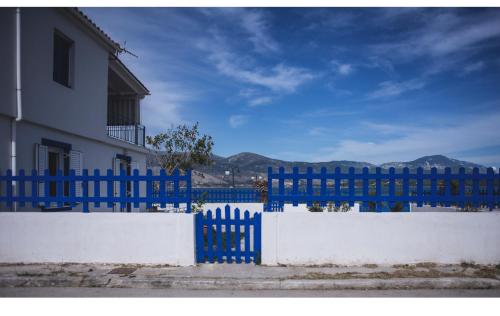  The Blue Door, Unterkunft in Lixouri
