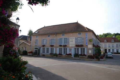 Hôtel Restaurant Le Parc Hotel de charme Chaugey