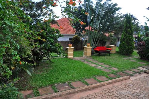Namugongo Holiday Home - image 4