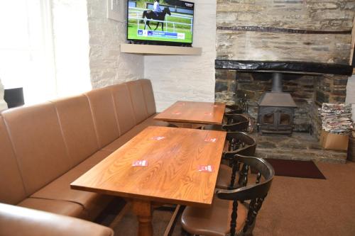 紅獅酒店 (The Red Lion) in 卡迪簡