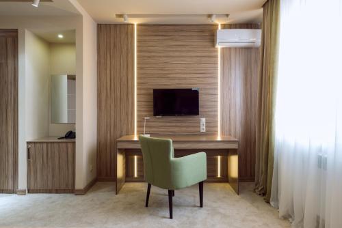 Come INN – Astana, MA
