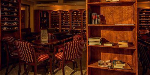 Caro Hotel - image 4