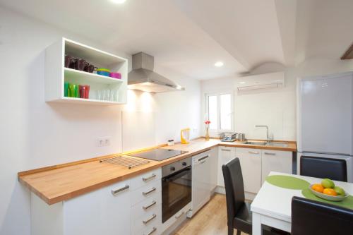 Singular Apartments Station - image 4