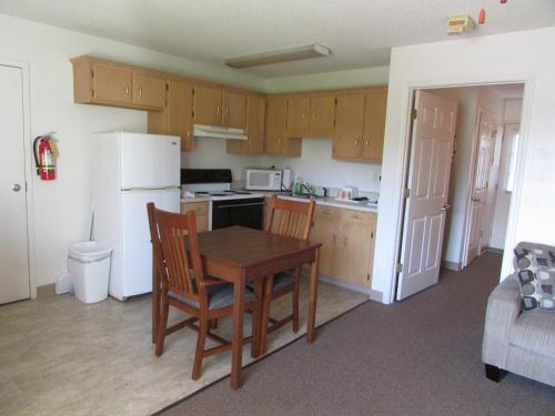 Douglas Inn & Suites, Blue Ridge, GA
