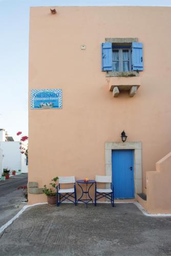  Abramis Studios in Mitáta