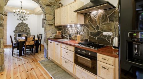 Apartamenty Przy Dolinie Koscieliskiej in กีรี