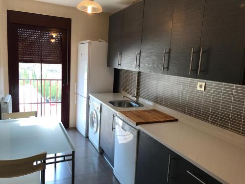 Apartamento Balcon De Jaca I - image 4