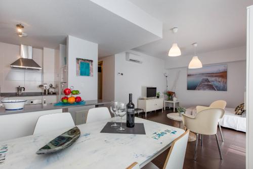 Apavonia Apartamento 2 Dormitorios Distrito Latina Madrid - image 12