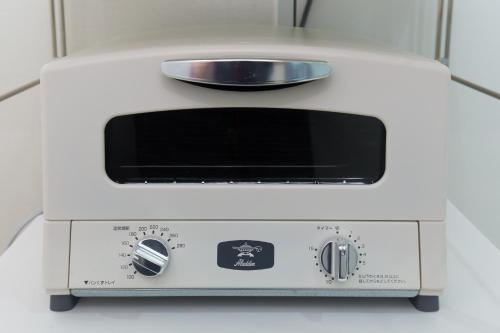 Studio Apartment image 6