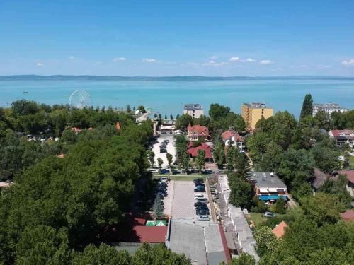 Balaton Kinizsi Apartman