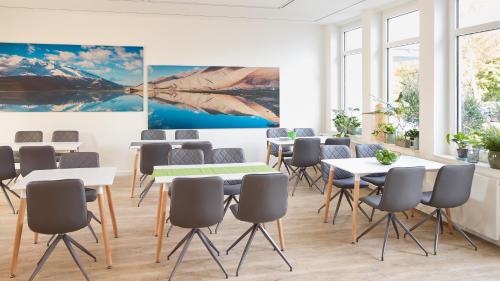 Empfangshalle, City Hotel ApartW3 - kostenlos parken in Bad Oeynhausen