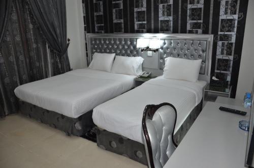 White Fort Hotel, Dubai (photo 6)