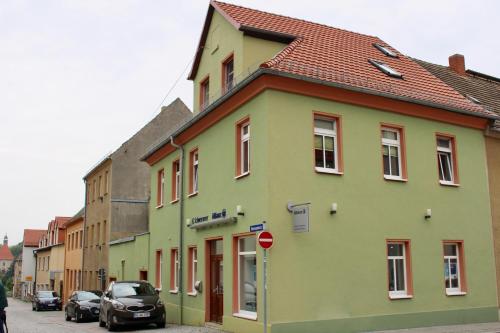 Indgang, Pension Holly in Oschatz