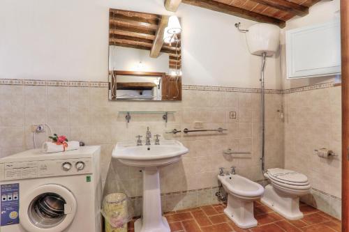 Holiday Home image 2