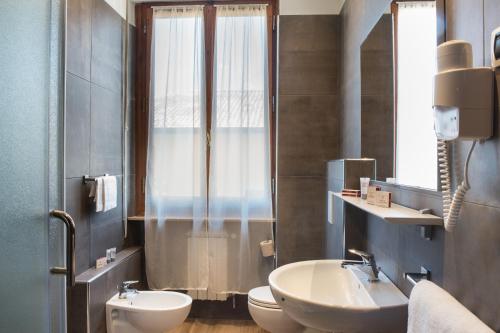 Hotel Ariston - image 12