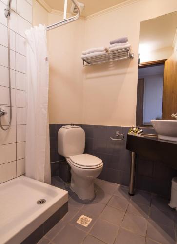 Sun Rise Hotel The 3-star Sun Rise Hotel offers comfort and convenience whether youre on business or holiday in Ammouliani. The hotel offers a high standard of service and amenities to suit the individual needs of 