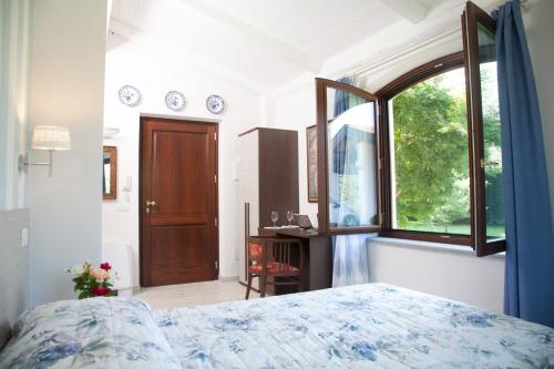 2 twin beds