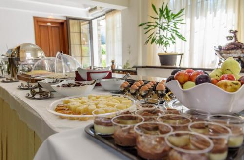 Food and beverages, Sun Rise Hotel in Ammouliani