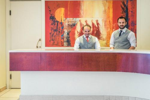 Instalaciones, Castello City Hotel in Creta