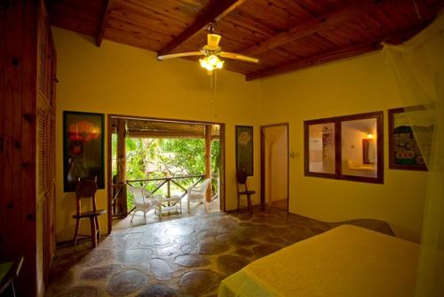 Cote Sud Self Catering Bungalows