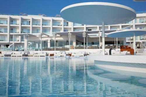 Nikki Beach Resort & Spa - image 8