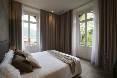 Double Room with Garden View image 4