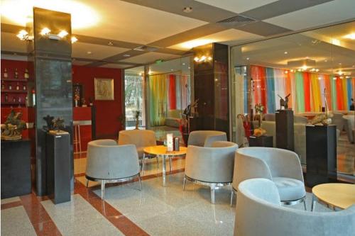 Hotel City Pleven - image 9